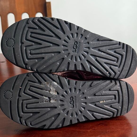 UGG Sequin hot pink classic short boots size US 7 womens 38 UK - Picture 5 of 7